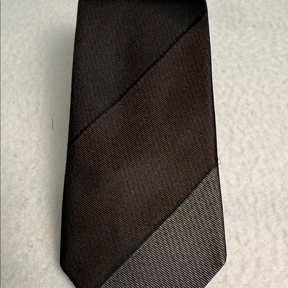 Lawrence Reed‎ Silk Made In USA - Picture 2 of 4